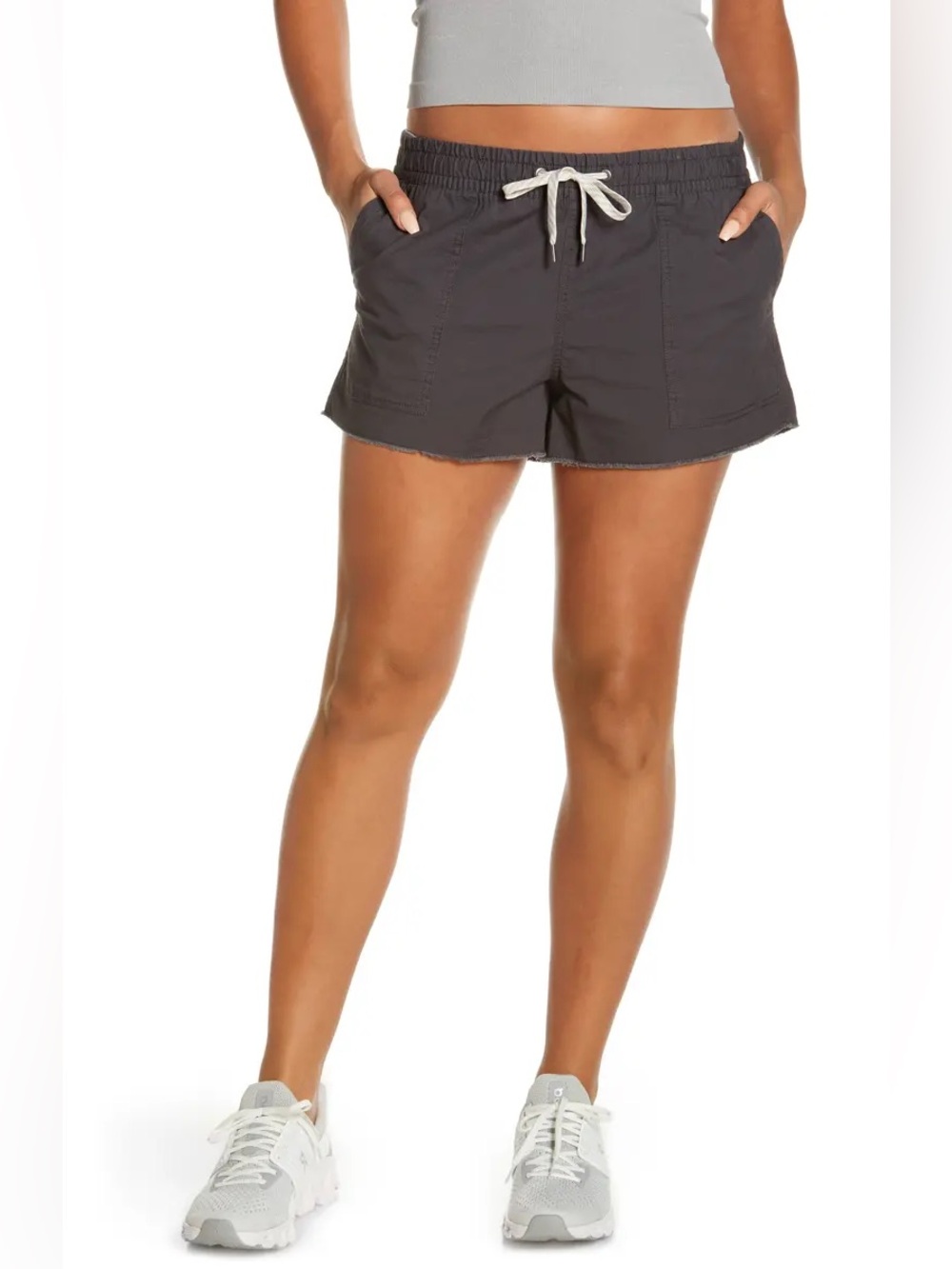Vuori Vintage Ripstop Women’s Drawstring Athletic Shorts in Charcoal Size Small